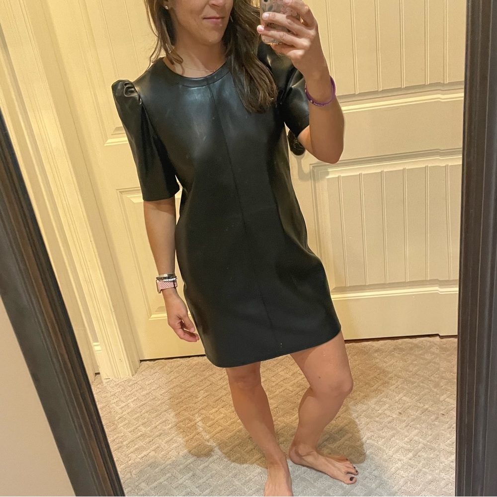 Suchhh a cute dress! BB DAKOTA FUEX leather dress.